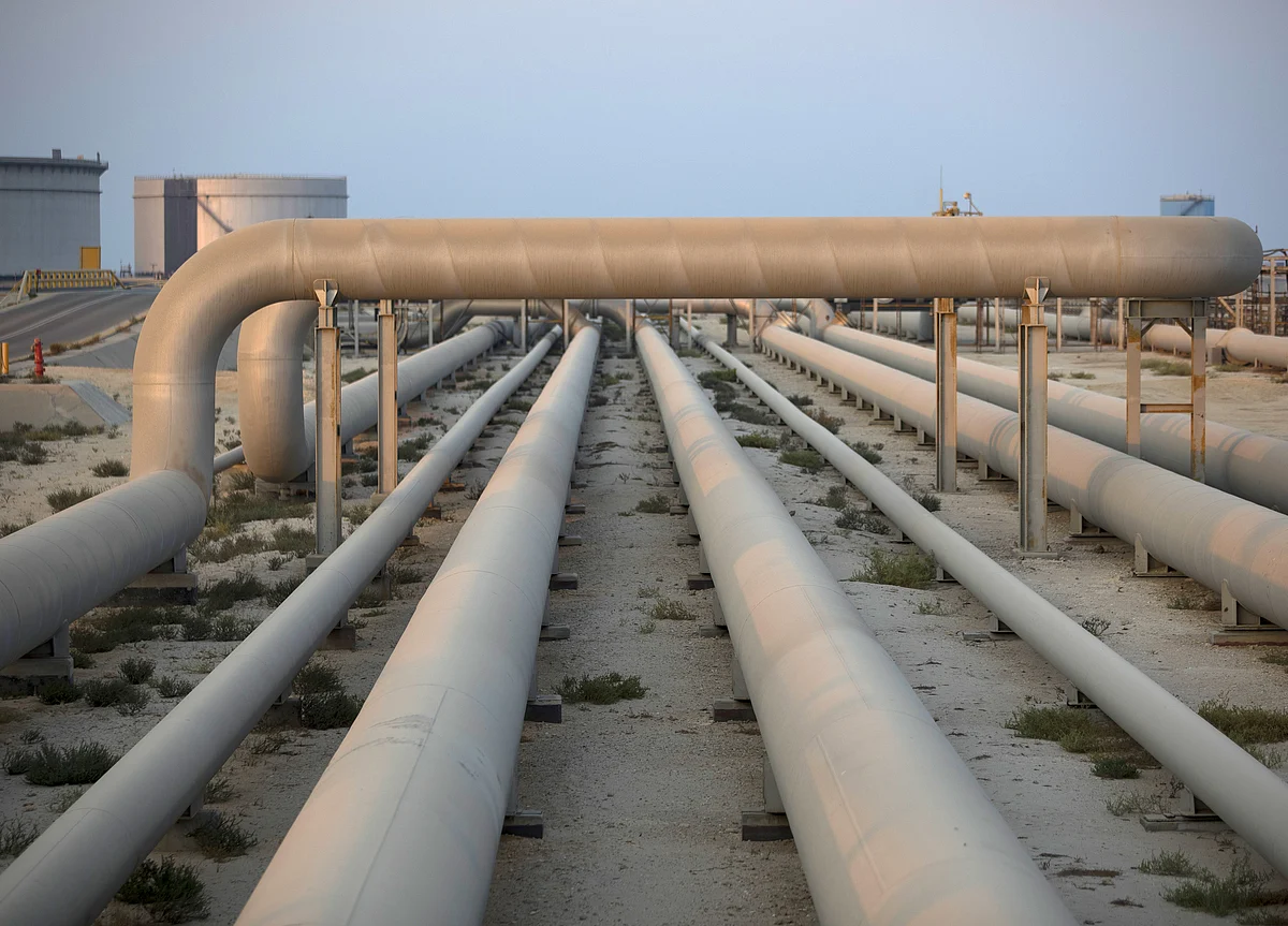 Saudis Face Lengthy Oil Halt With Few Options to Fill Gap