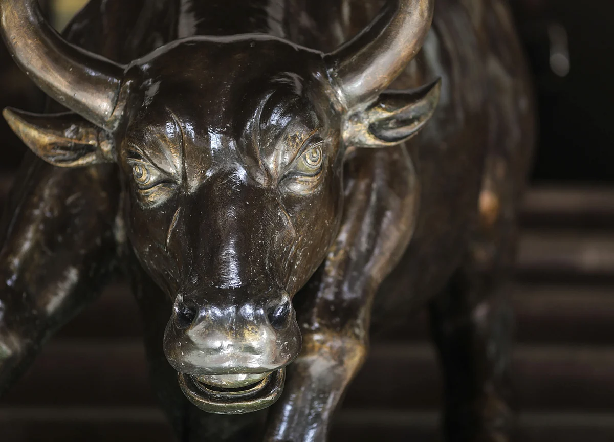 Stocks Radar: Bajaj Finance, Coffee Day, CG Power, DHFL, Sintex Industries