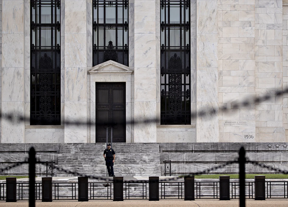 Second Fed Rate Cut Comes Just in Time for Gulf Economies