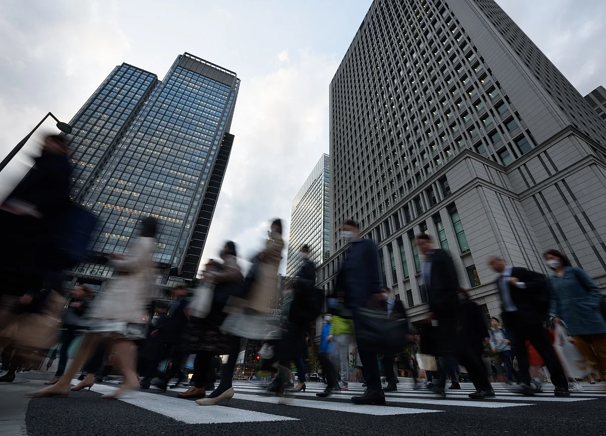Japan Companies Are Sitting on Record $4.8 Trillion in Cash