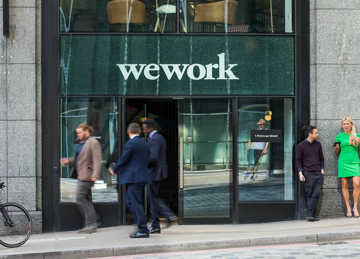WeWork Withdraws IPO After Tumultuous Month Marked by CEO’s Exit