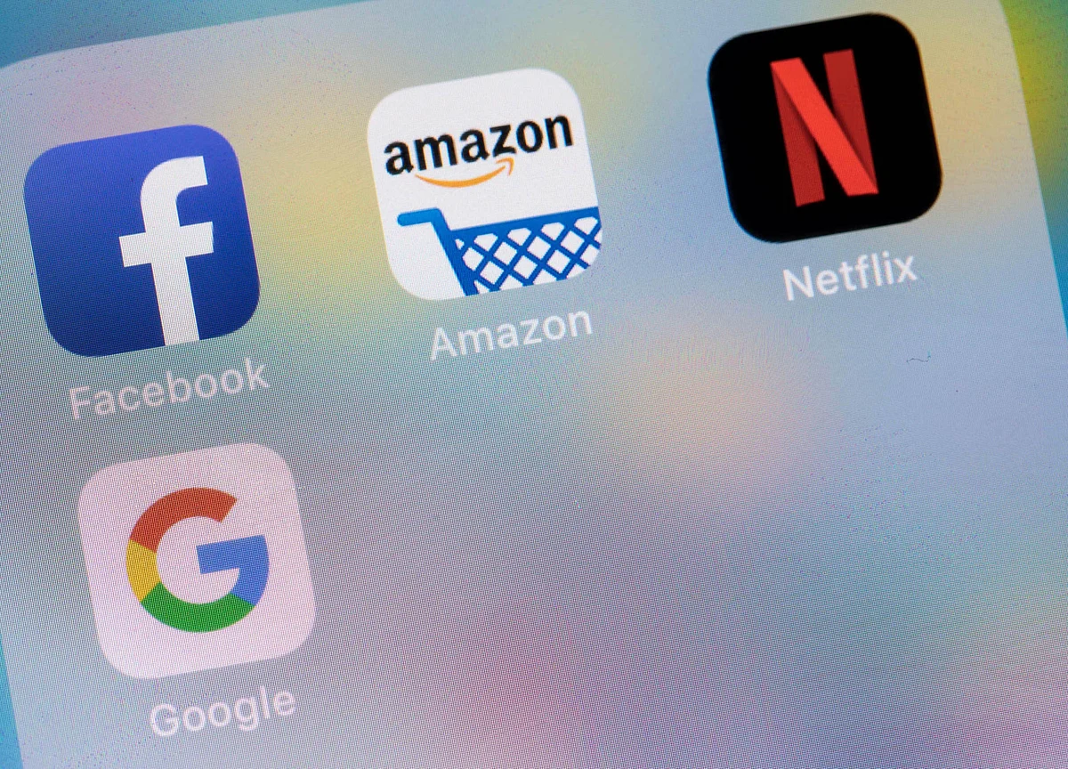 Lawmakers Seek Intel From Customers in Big Tech Probe