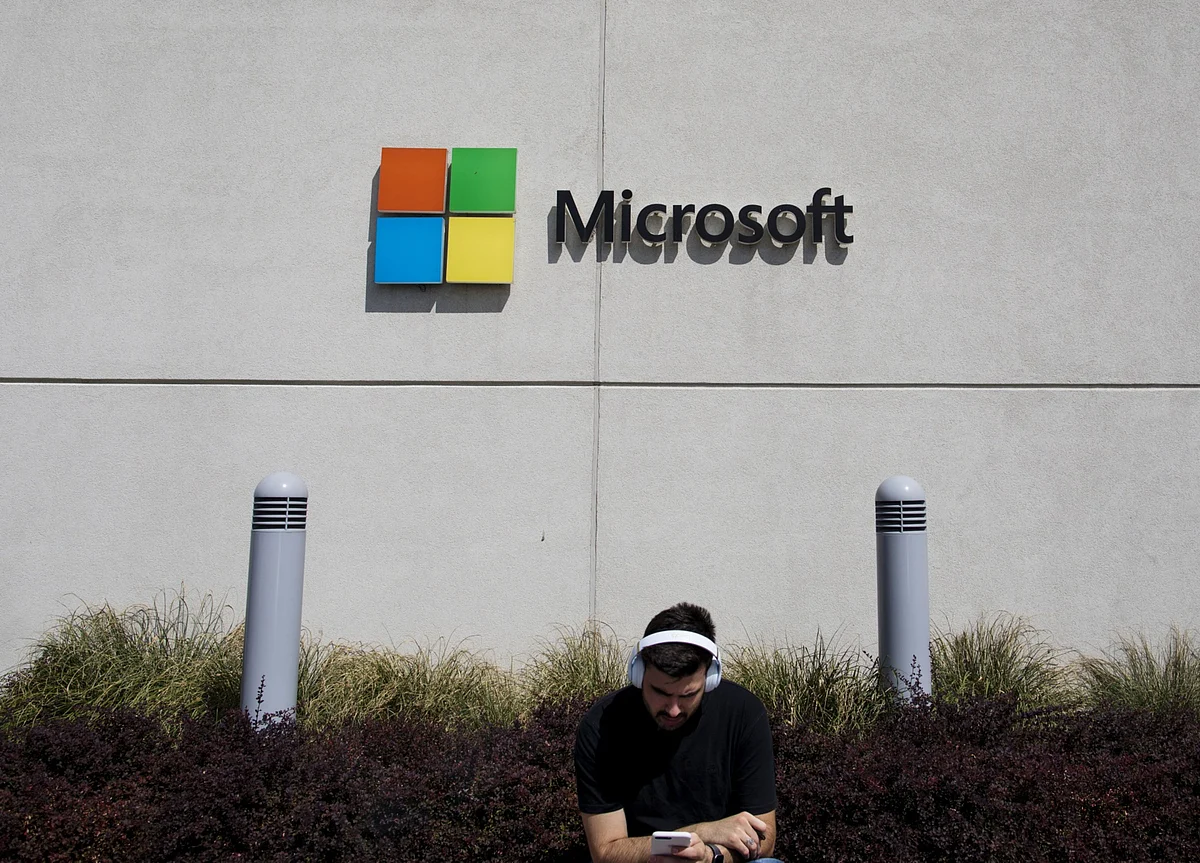 Microsoft Unveils $40 Billion Stock Buyback, Boosts Dividend
