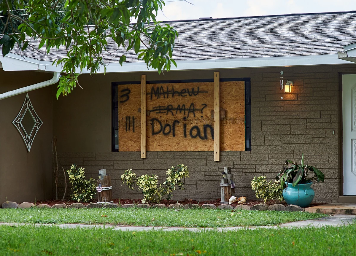 Hurricane Dorian Targets Carolinas With Expected Move Northeast