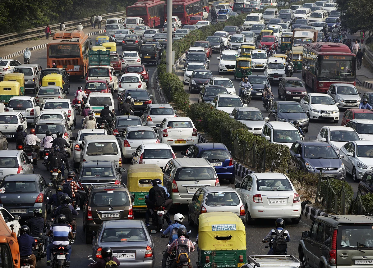 FADA Moves Supreme Court Seeking Relief In Sale Of BS-IV Vehicles After April 1 Deadline