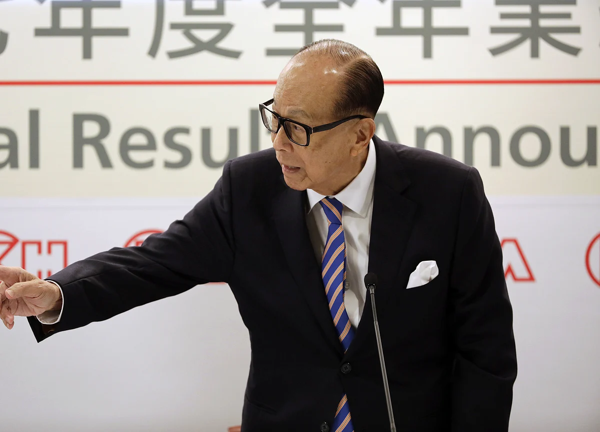 Hong Kong Protests Threaten Billionaires' Ties With Beijing