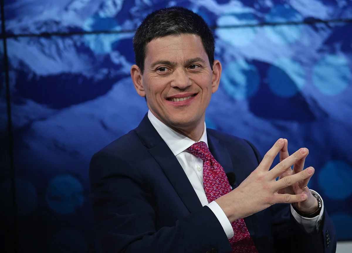A Venezuelan Lawyer Is Selling Candy from a Box
