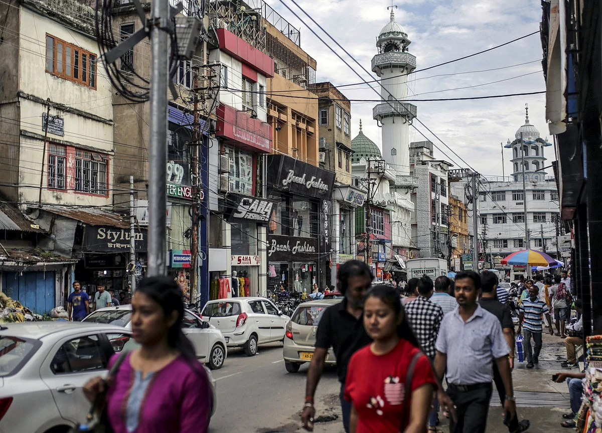 Emerging Economies More Vulnerable To Big Oil Price Moves: Nomura