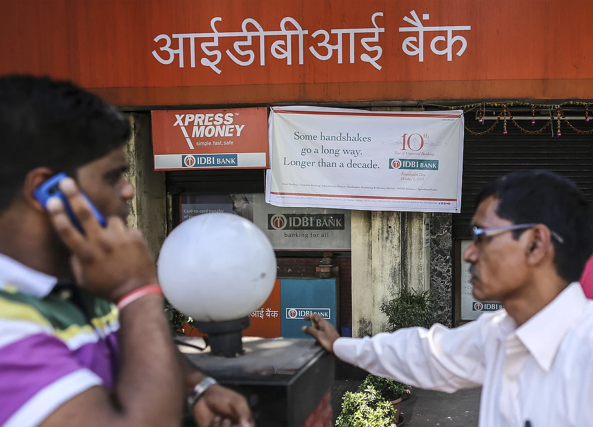 Finance Ministry Asks Government Departments To Continue Business With IDBI Bank