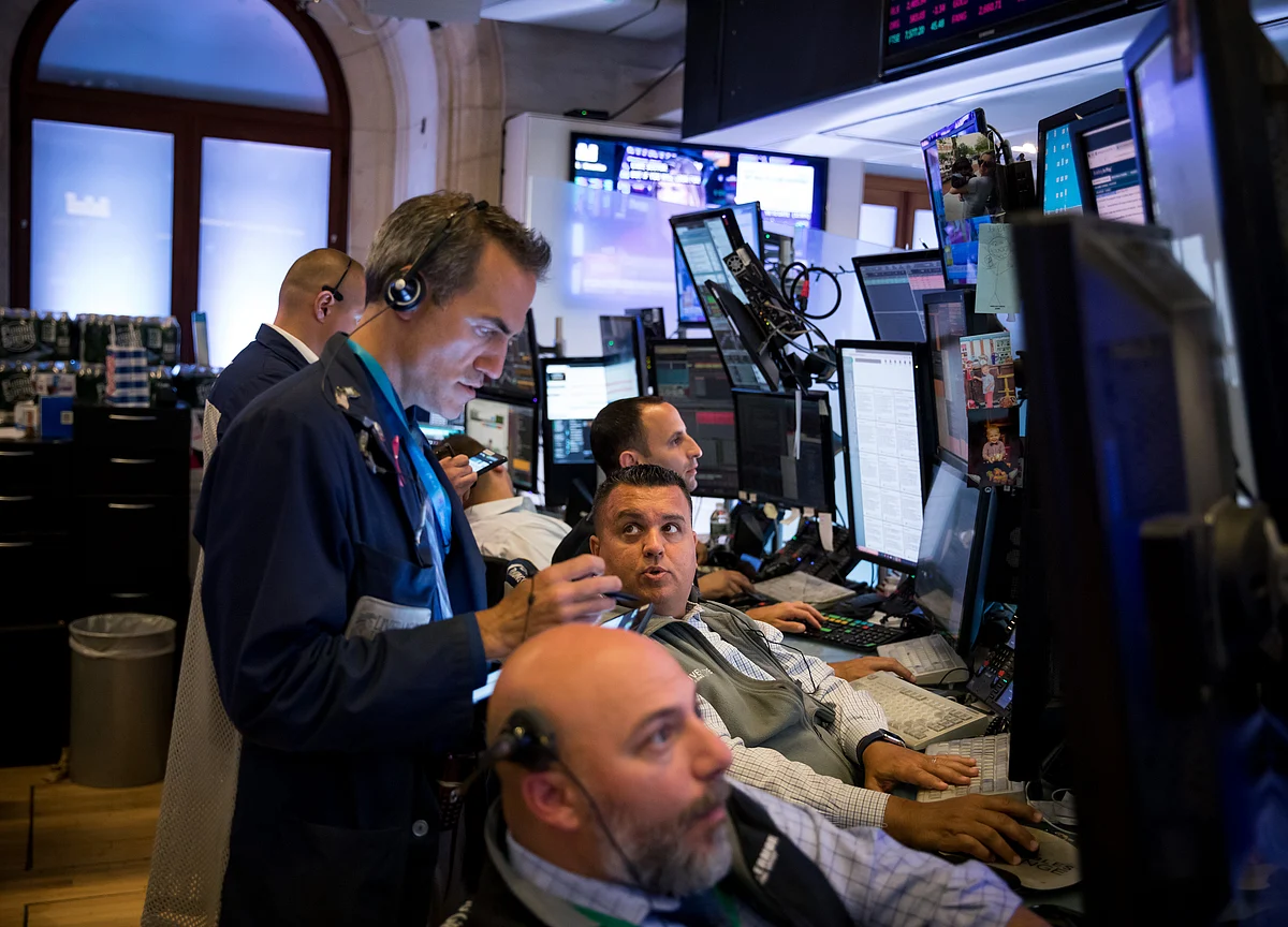 Stocks Gain on Hopes for Progress in Trade Talks: Markets Wrap