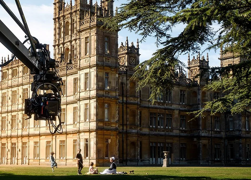 Downton Abbey Opens Its Doors With Airbnb Listing