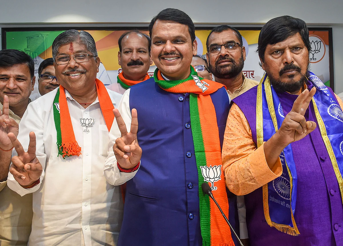 Fadnavis Elected Maharashtra BJP Legislature Party Leader