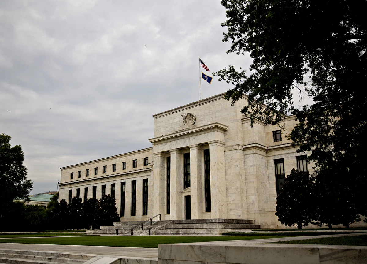 Bets That Fed Rate Cuts Will Dent Dollar May Prove ‘Dangerous’