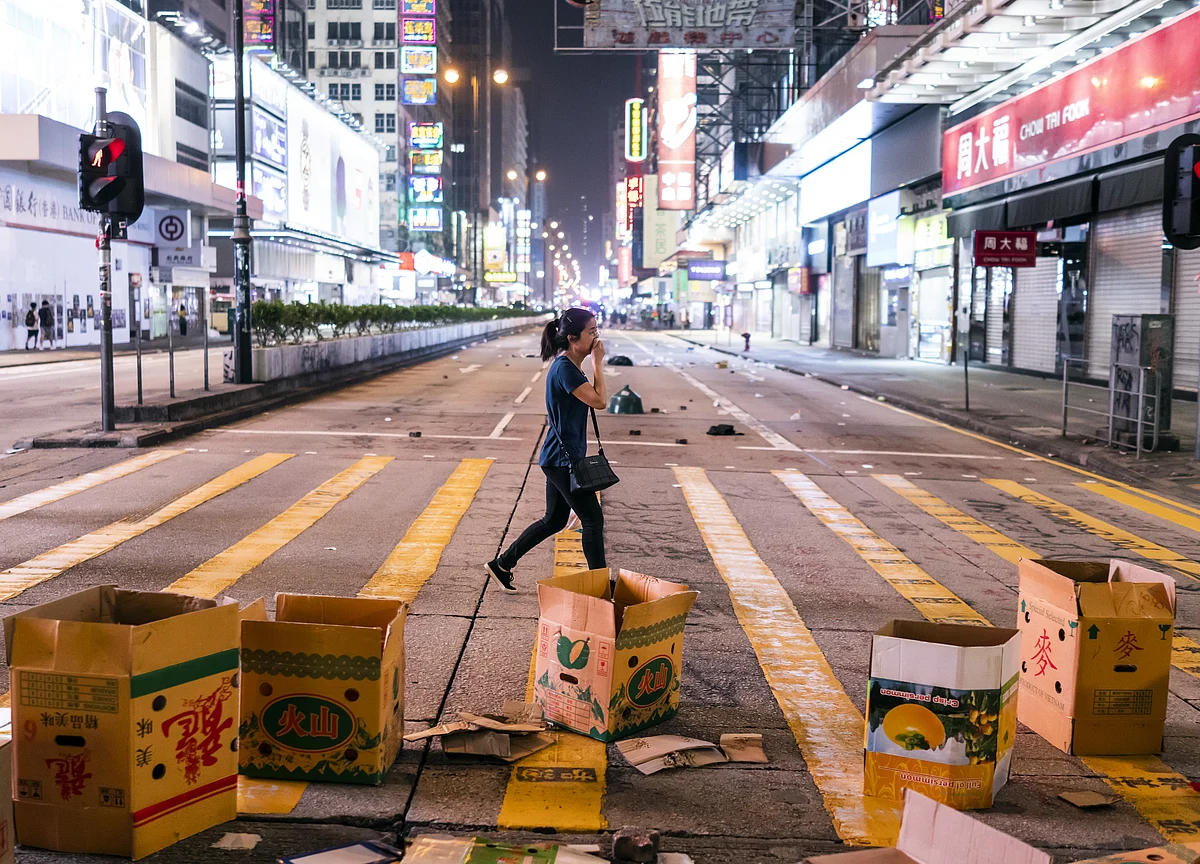 Hong Kong Protests Flare for 21st Weekend Amid Global Unrest