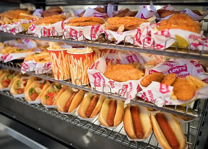 Fries With Those Season Tickets: 49ers Try a New Business Model