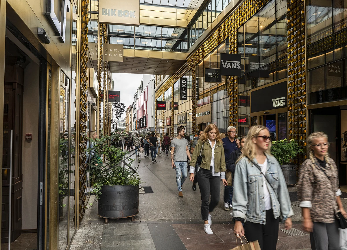 Sweden Needs to ‘Borrow Like Crazy’ to Ease the Economic Pain