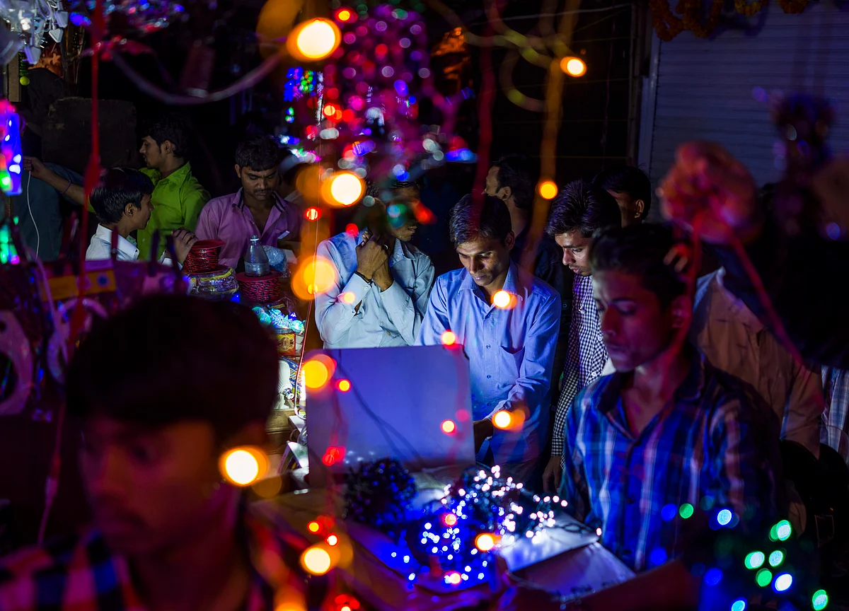 This Diwali, Be Financially Responsible!