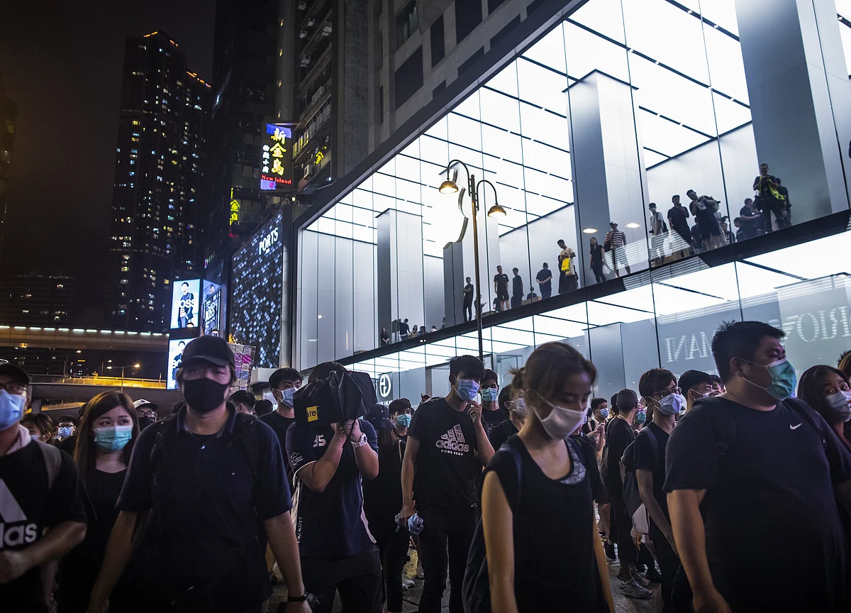 Apple Pulls App That Tracks Police Activity in Hong Kong