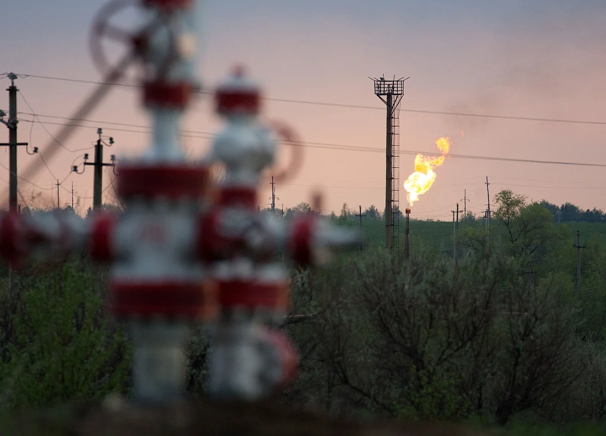 U.S. Keeps Eye on Iran Oil Buyers as Sanctions Squeeze Flows