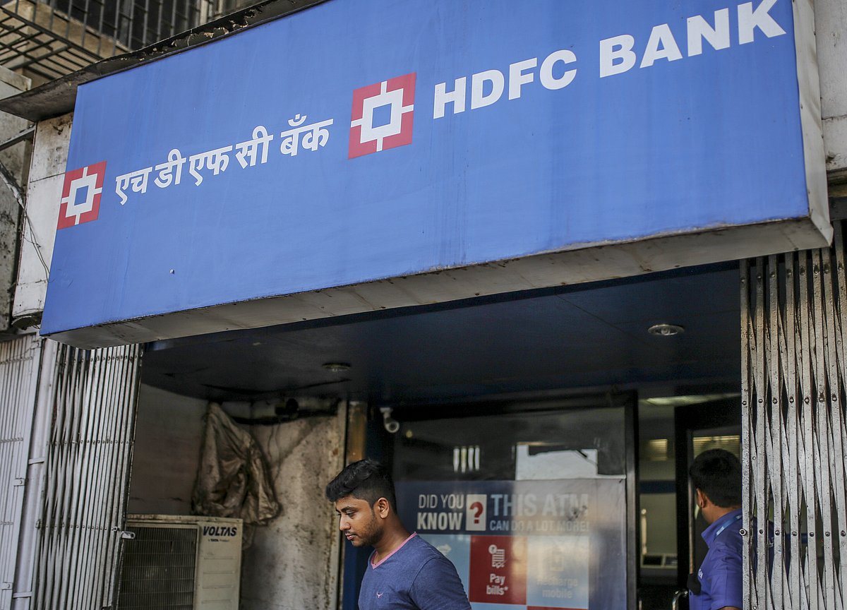 HDFC Bank Customers Face Technical Glitches For Second Straight Day