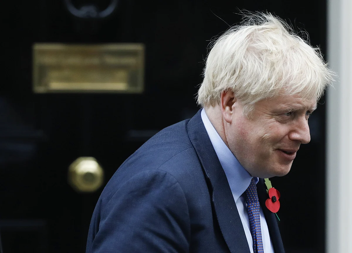 U.K.’s Election Battle Begins as Johnson and Corbyn Test Slogans