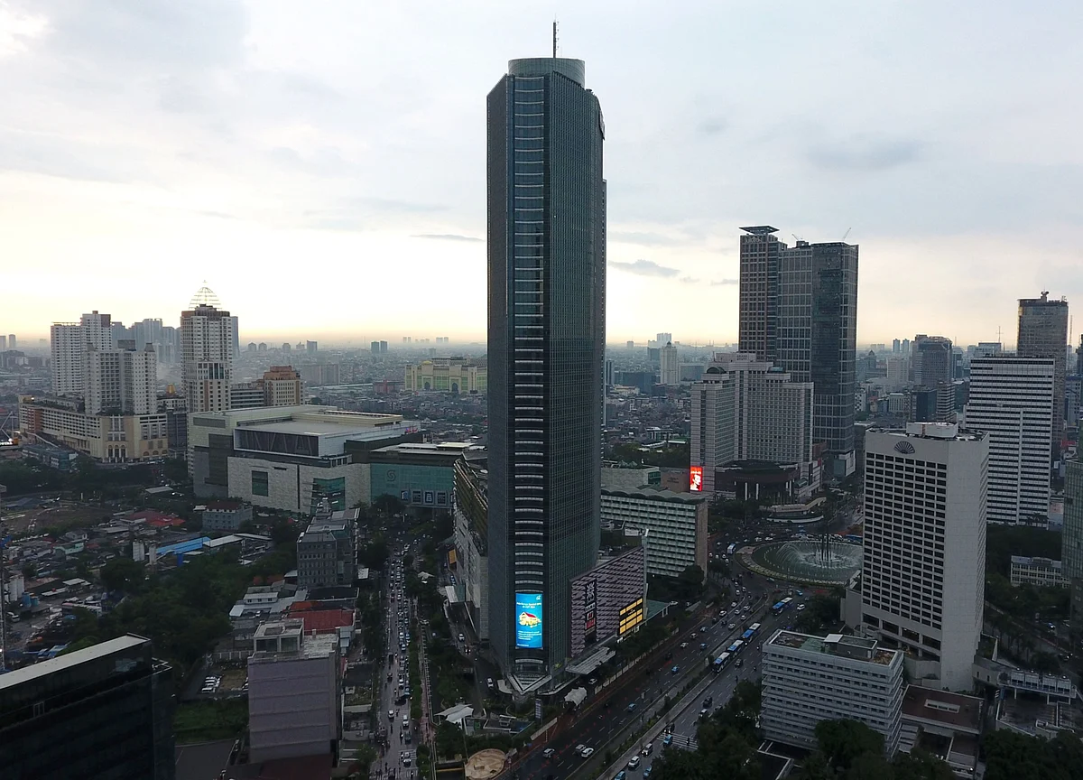 The World's Most Expensive Bank Limits Staff Water to Cut Costs