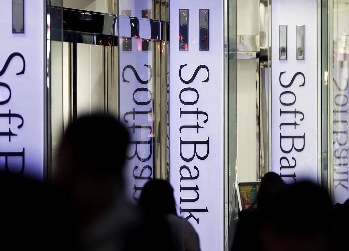 SoftBank to Have ‘Last Laugh’ on WeWork Deal, Bernstein Says