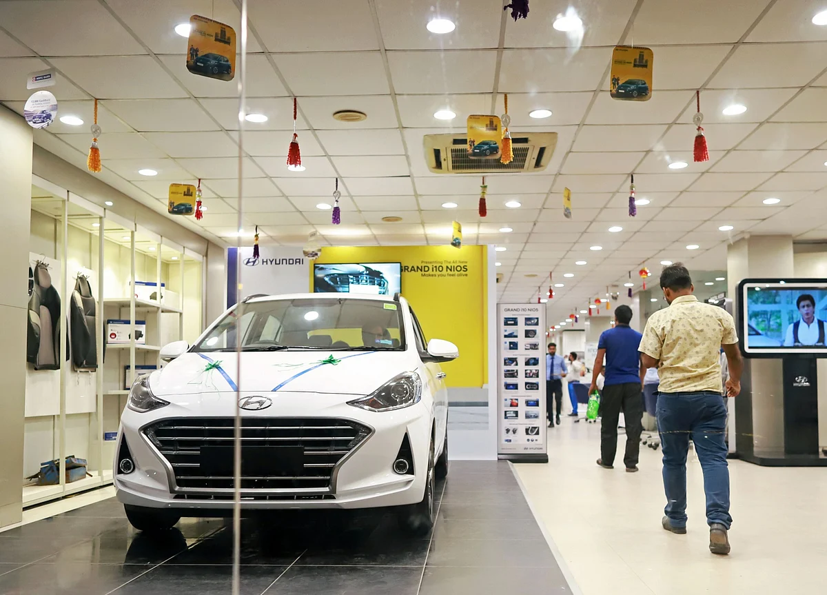 Passenger Vehicle Sales Drop For 11th Straight Month In September