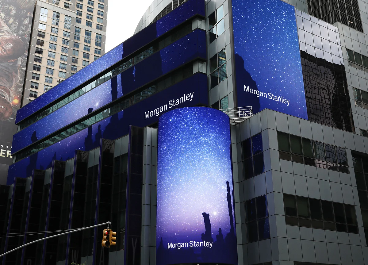 Morgan Stanley Sounds Alarm on Mexico as AMLO Risk Looms Large