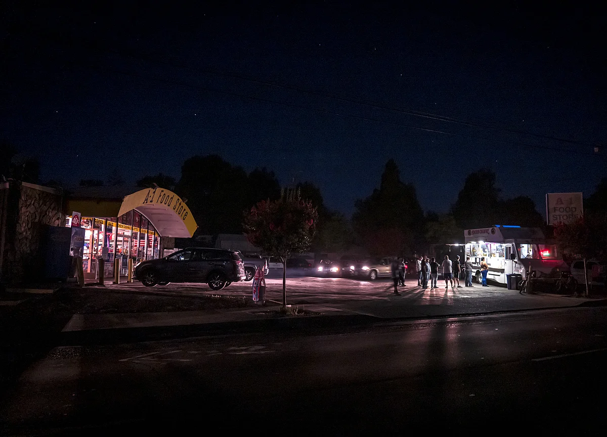 Dark Shops, Spotty Phones, Rotting Fish: Life in a Mass Blackout