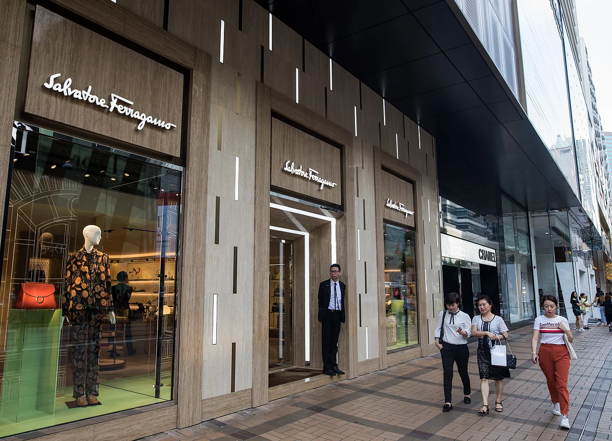 Hong Kong’s Economy Is Failing. Here’s How It Could Be Saved