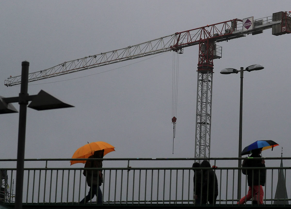 Germany's Factory Recession Sends Industry Employment Plunging