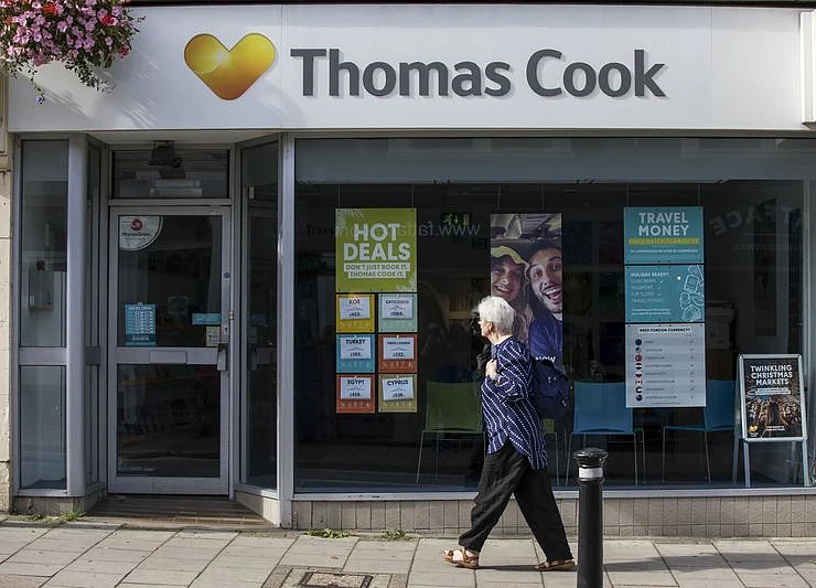 Buyer of Thomas Cook Shops Says Travel Group Can Thrive Without Airline Costs