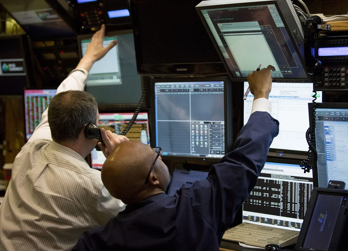 Stocks Rise to Records Amid China, Deals Optimism: Markets Wrap