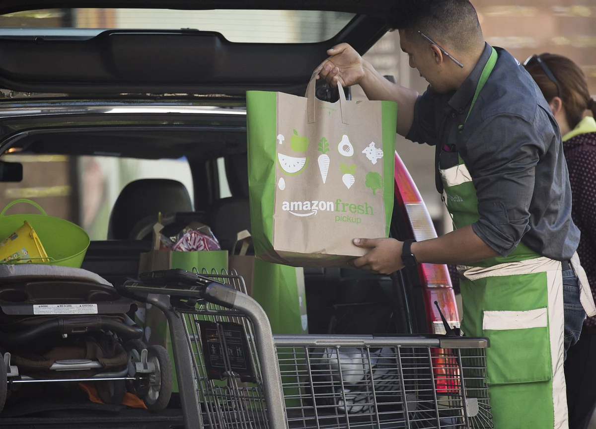 Amazon Lowers Grocery Delivery Cost In Effort to Catch Walmart