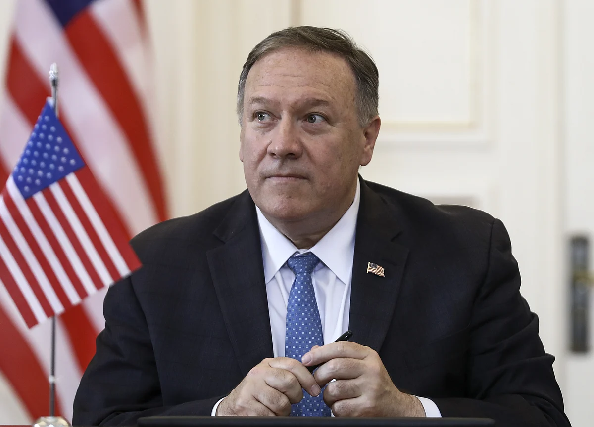 Pompeo Plans Dinner With Tech Leaders Including Oracle’s Ellison
