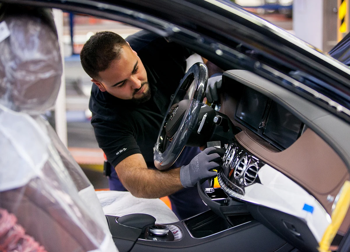 All Signs Point to Soft U.S. Jobs Report After Run of Weak Data