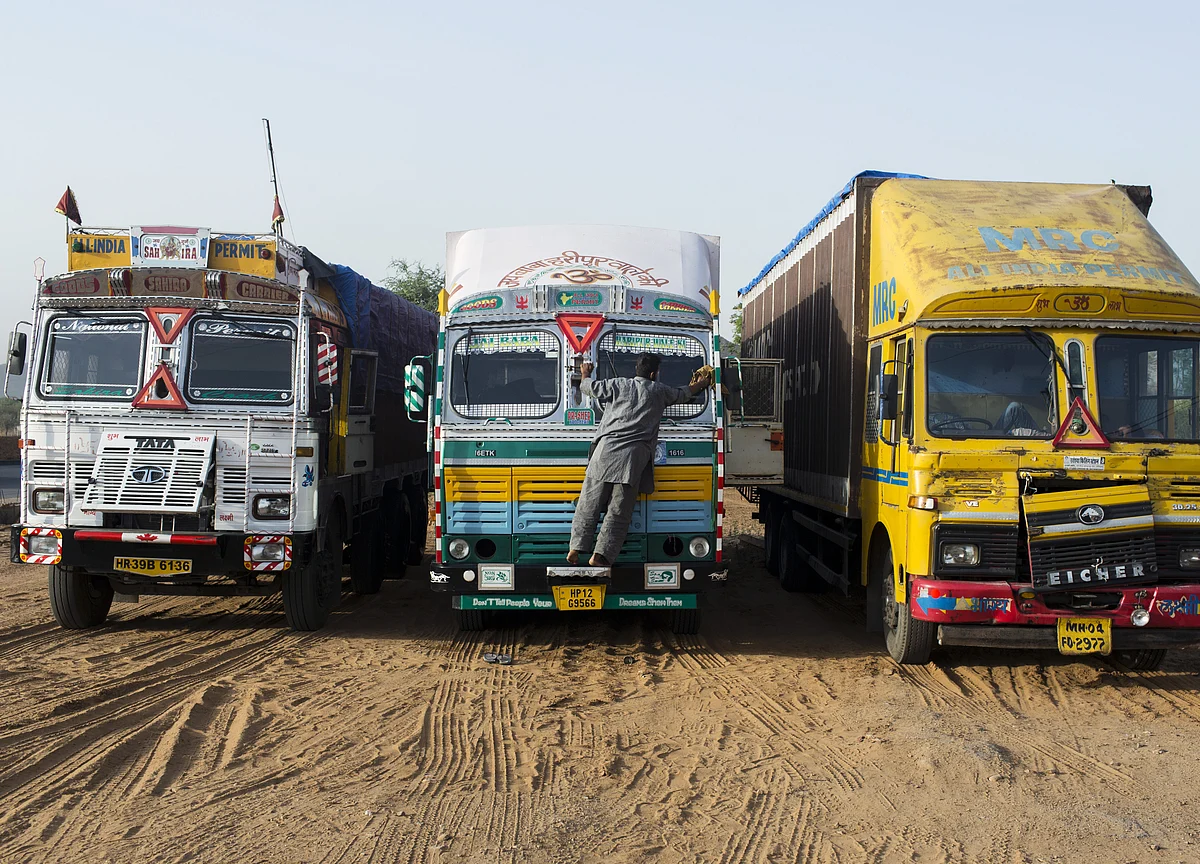 Scrappage Policy May Not Revive Demand For New Commercial Vehicles: India Ratings