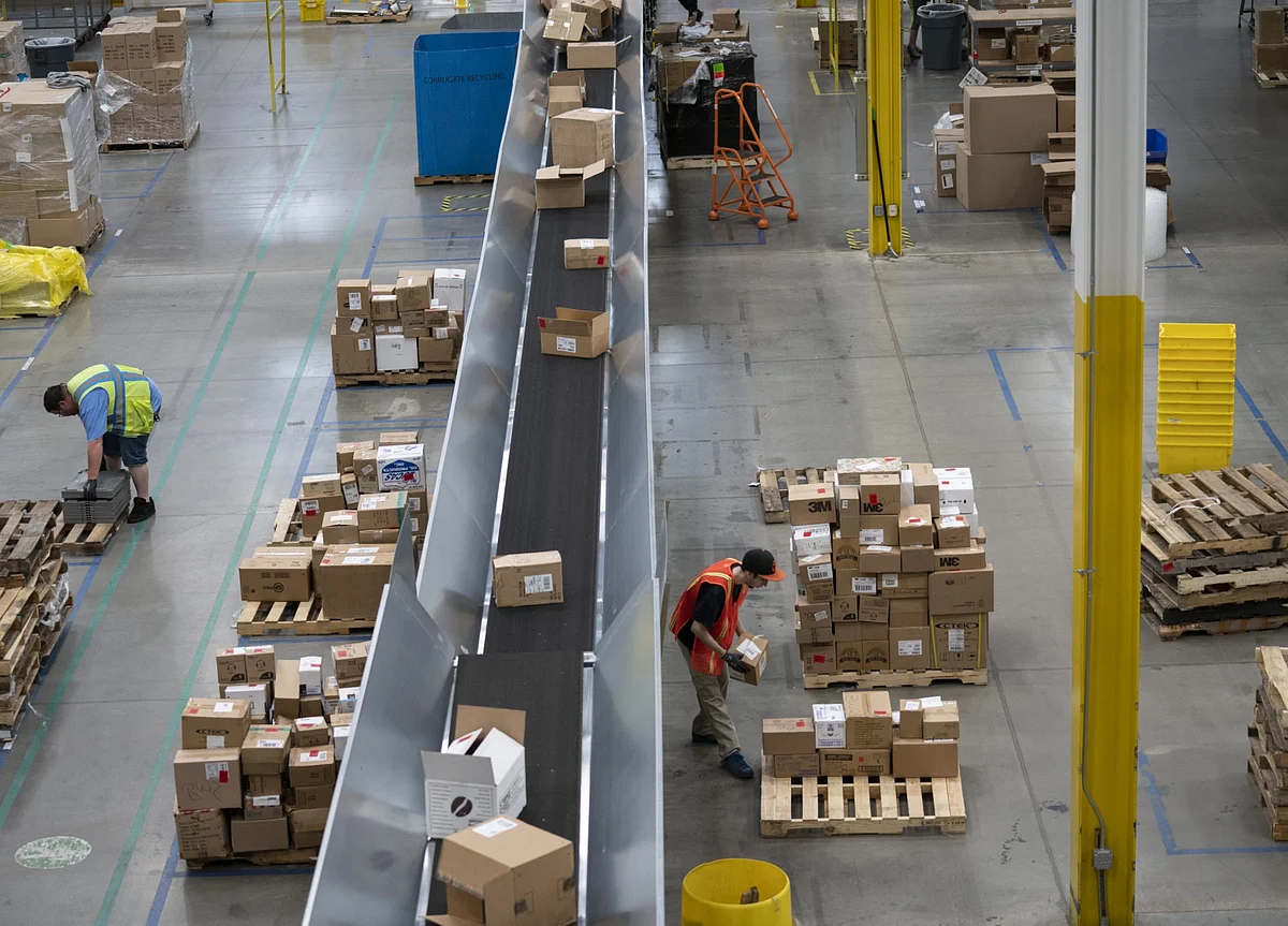 Amazon and Facebook Face Thai Tax Crackdown in Latest Backlash