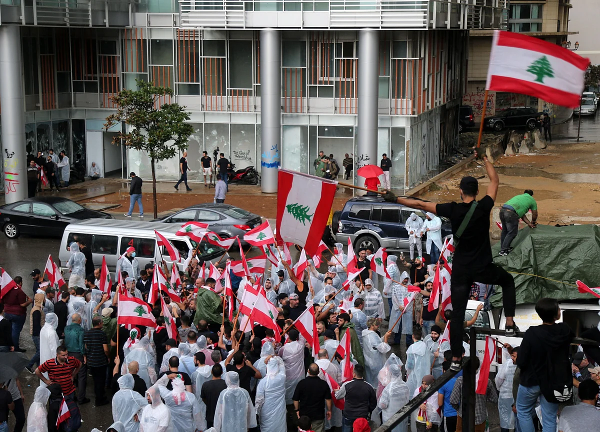 Khamenei Signals Iran Opposition to Uprisings in Lebanon, Iraq