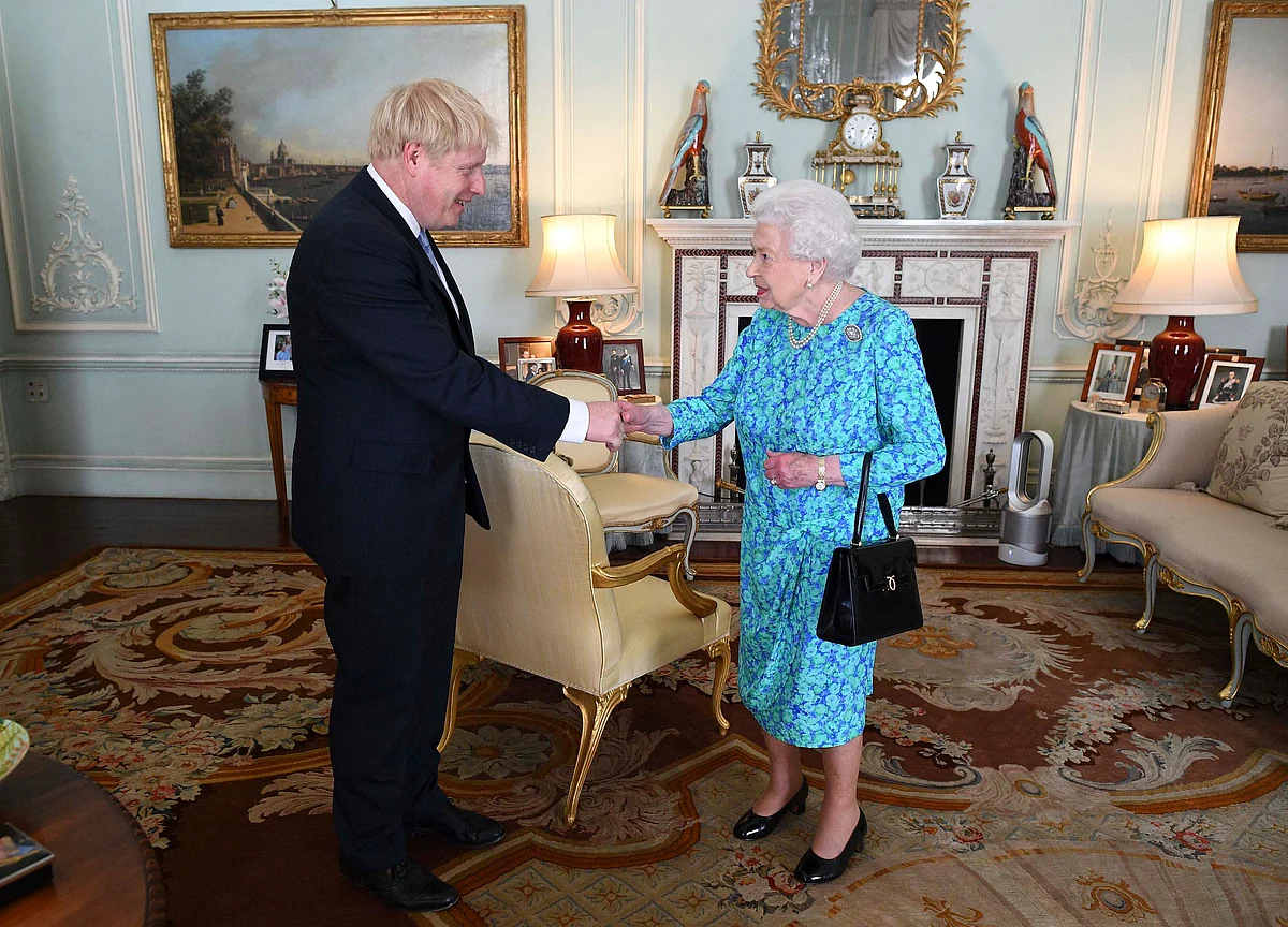 Queen Can Call Boris Johnson’s Latest Brexit Bluff