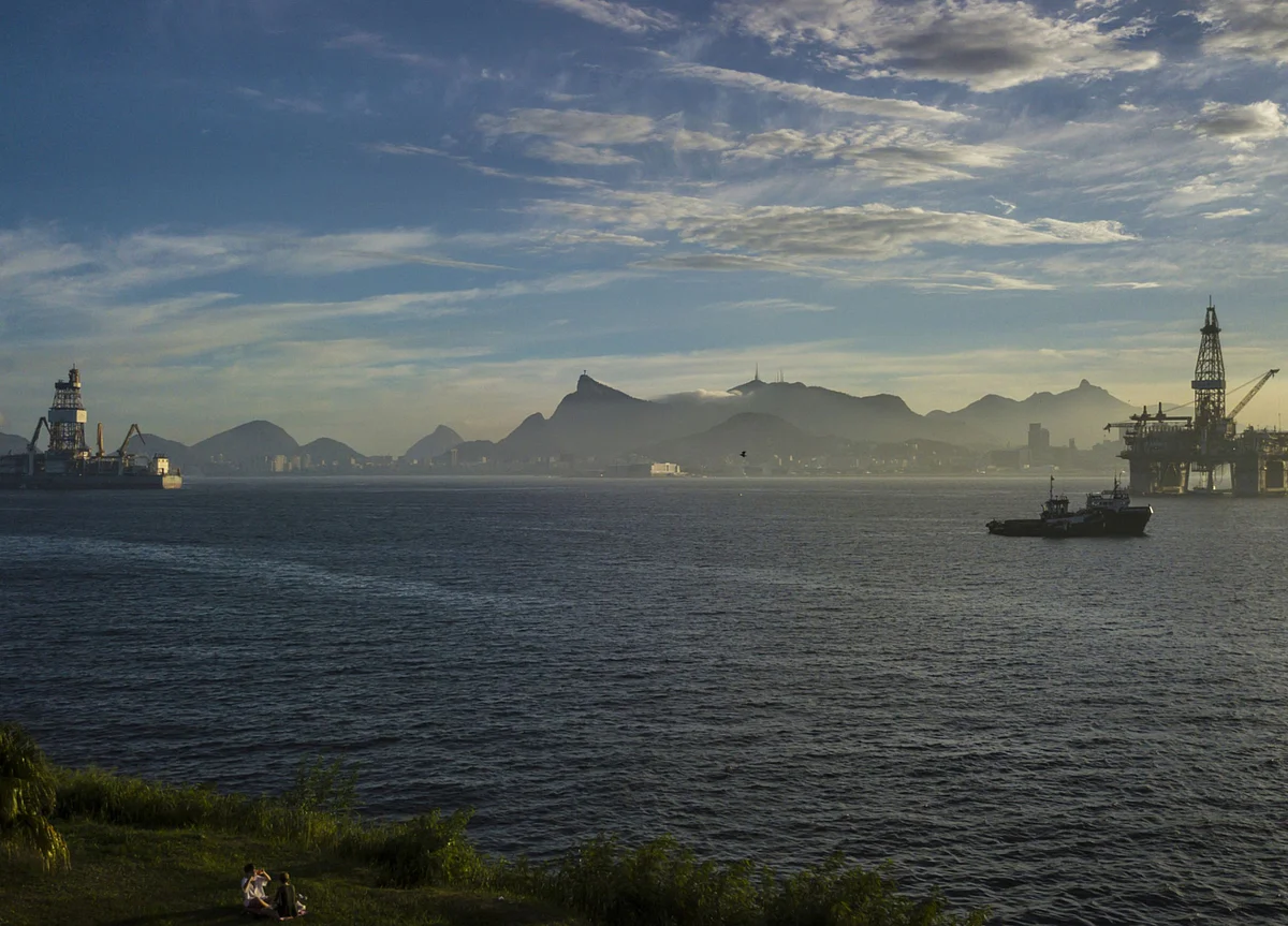 Brazil Oil Auction a ‘Total Disaster’ as Bidders Stay Away