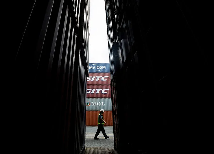 Asia Trade Pact Won’t Be Signed Until February, Philippines Says