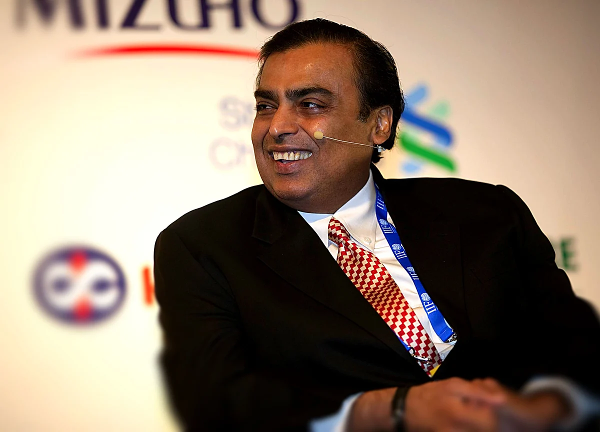Asia’s Richest Man Breaks Into Club of Six Oil Elites