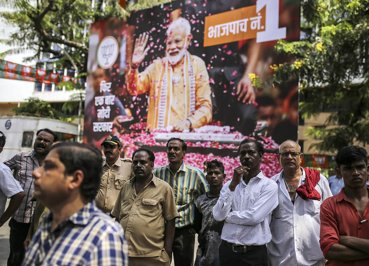 Putting on the Squeeze Won’t Tame India’s Twin Crises