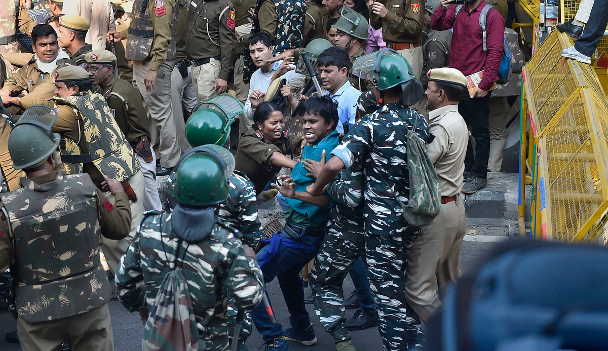 Delhi Police Register FIR In JNU Students’ Protest Case
