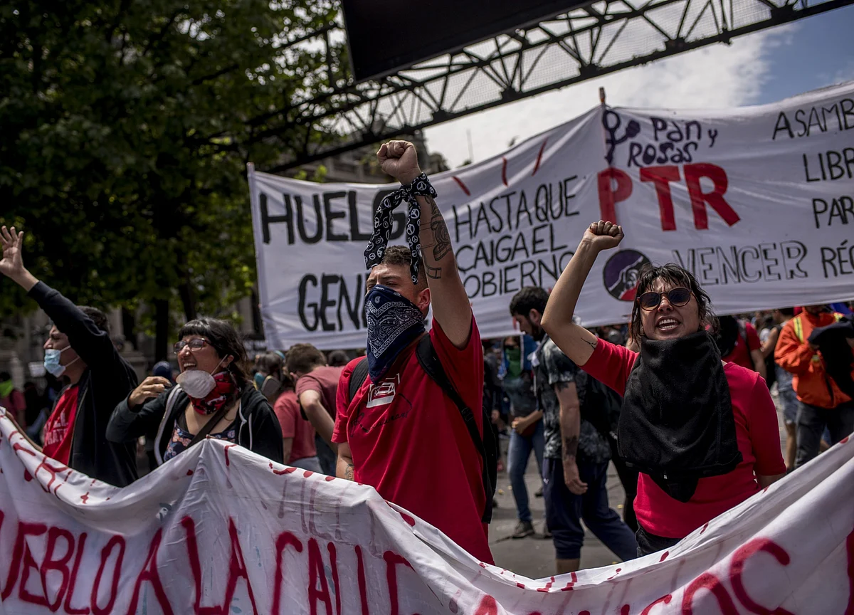 Chile’s Billionaire President’s Legacy Swept Away by Unrest