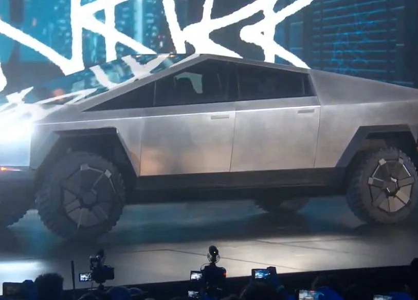 Elon Musk Says Cybertruck Orders Have Climbed to 200,000