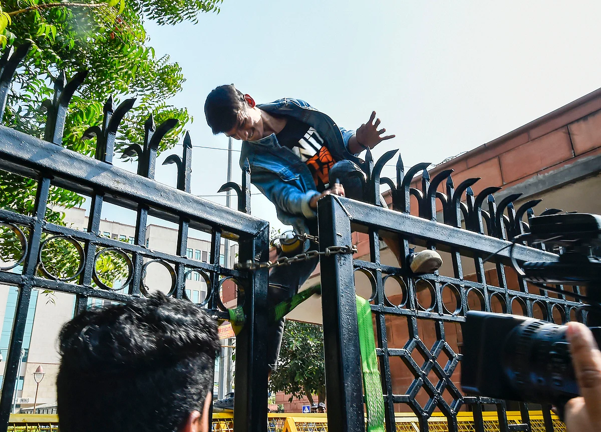 Lawyers Strike Continues For Third Day; Patiala, Saket District Courts Closed To Litigants