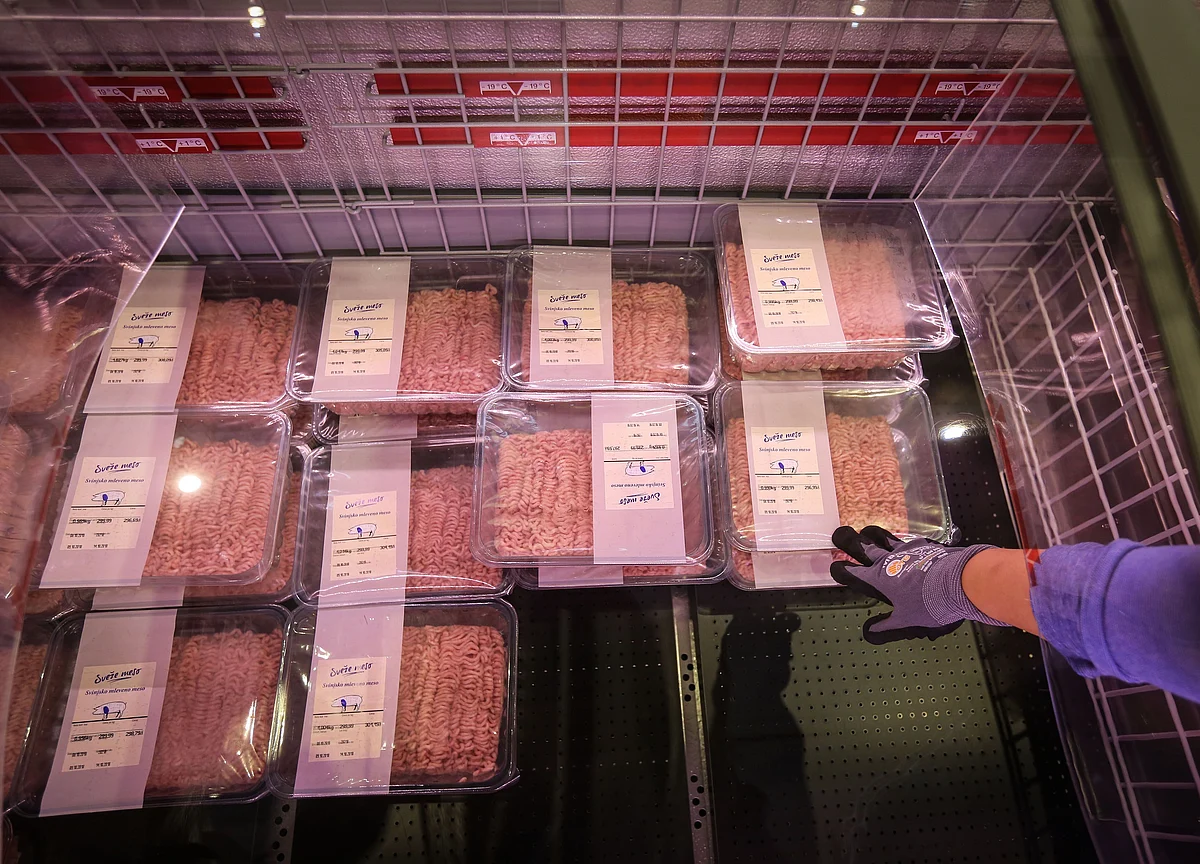 Vietnam to Boost Pork Imports as New Year Delicacies at Risk